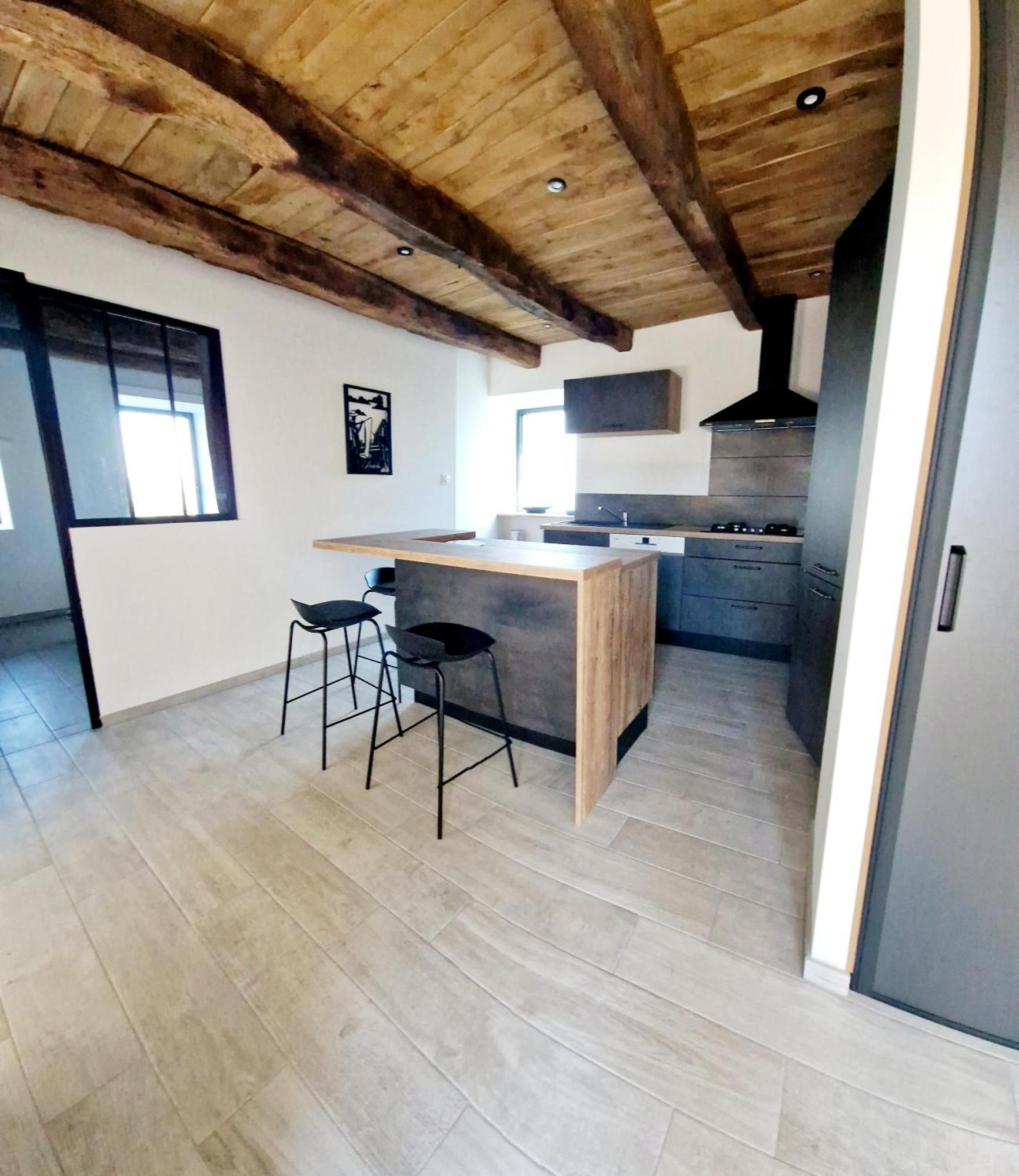 Vakantiehuis Le Coustouzet - 10 Personnes *